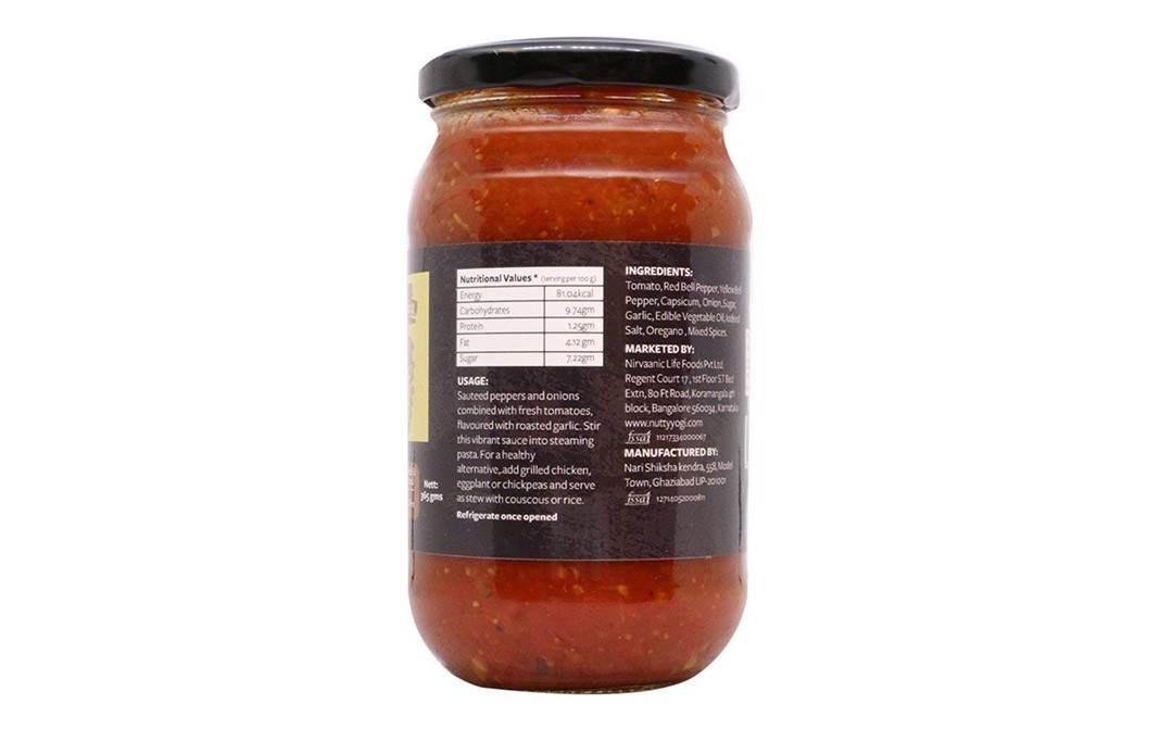 Nutty Yogi Roasted Garlic & Chunky Peppers Pasta Sauce   Glass Jar  365 grams